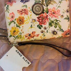 Anne Klein Cream Floral Wristlet
